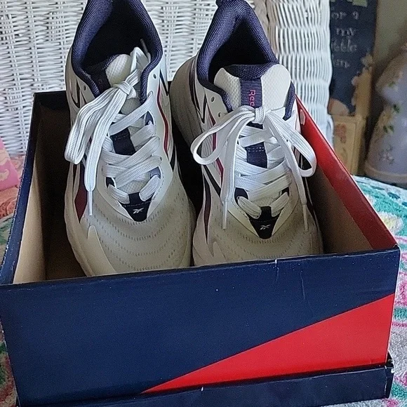 New In Box,~ Reeboks - Picture 6 of 9